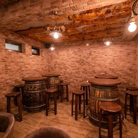 In 4* Kočani