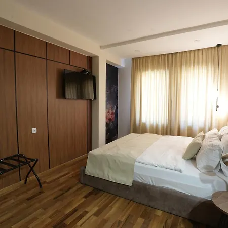 In 4* Kočani